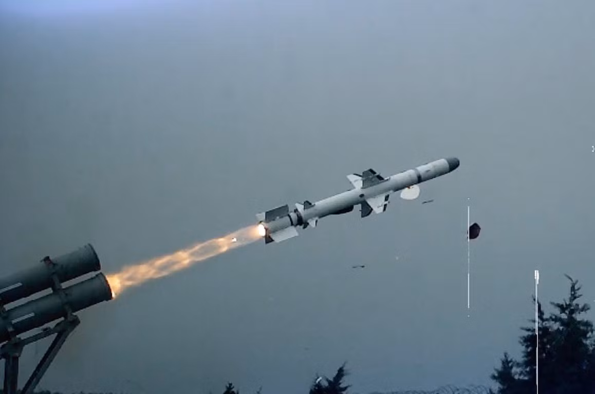 Điểm yếu của tên lửa chống hạm Atmaca đó là nó có tốc độ không quá cao, dẫn đến việc có thể dễ dàng bị đánh chặn bởi đối phương.