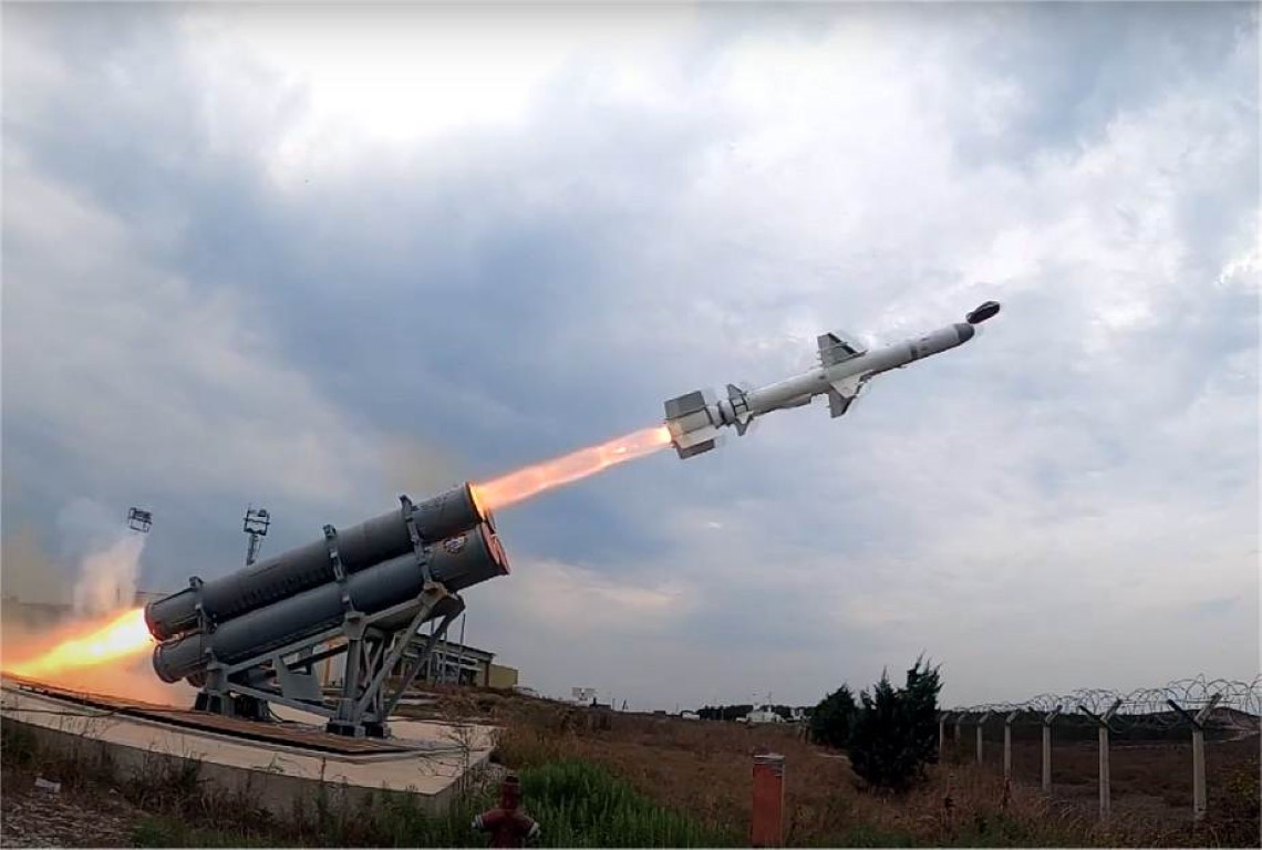 Trong tương lai, không loại trừ khả năng loại tên lửa này sẽ có thêm khả năng phóng từ máy bay - giống như các phiên bản hiện đại của tên lửa Kh-35, đang được Nga sử dụng.