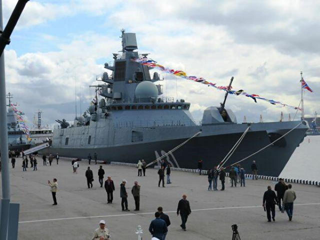 Báo chí Trung Quốc đã tập trung sự chú ý đến thực tế là trong quá trình chế tạo khinh hạm Dự án 22350, hàng loạt điểm yếu lớn của ngành công nghiệp đóng tàu quân sự Nga đã được bộc lộ.