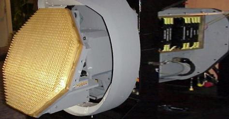 Lính không quân Mỹ từng mất một tháng tháo rời máy bay và đưa nó vào vận tải cơ chiến lược C-5 Galaxy để chuyển về căn cứ JBER.