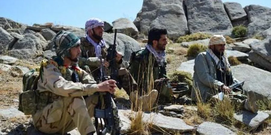 Các nguồn thạo tin cho biết, hệ thống điều khiển của chiếc trực thăng đã bị hư hại nặng, buộc nó phải hạ cánh khẩn cấp xuống khu vực lãnh thổ do Taliban kiểm soát.