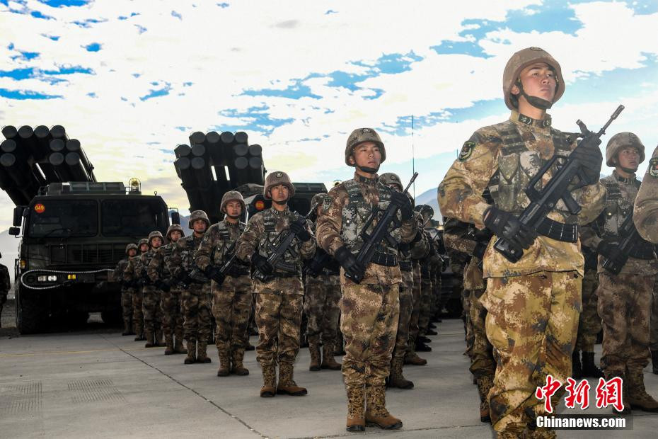 Theo truyền thông Trung Quốc, cuộc tập trận sẽ có không gian diễn ra trải dài từ Thanh Hải tới Tây Tạng, tuy nhiên thời gian diễn ra cuộc tập trận không được công bố. Nguồn ảnh: Sina.