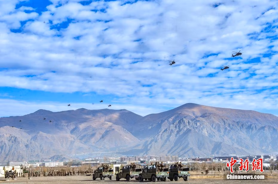 Thậm chí, phía Ấn Độ đã phải lên tiếng về cuộc tập trận này, cho rằng động thái của Bắc Kinh có thể khiến tình hình trong khu vực thêm phần căng thẳng. Nguồn ảnh: Sina.