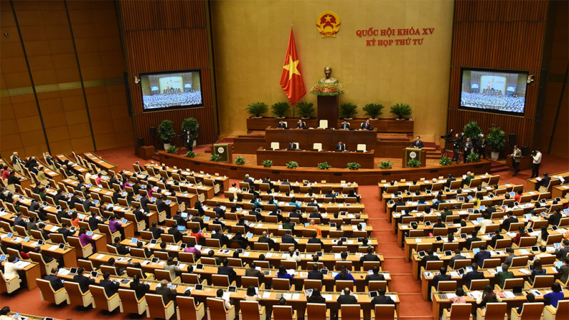 Tuan lam viec thu 2, ky hop thu 4 Quoc hoi khoa XV thao luan gi?