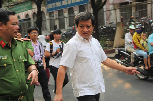 Ông Đoàn Ngọc Hải đi kiểm tra công tác phòng cháy chữa cháy vào cuối tháng 3/2018