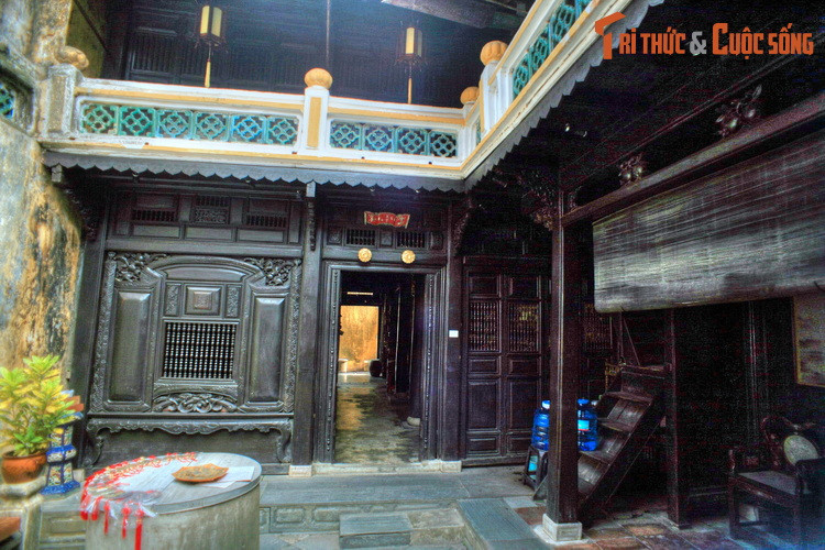 Có thể nói, giếng trời ở Hội An vừa mang những giá trị văn hóa sâu sắc, vừa giàu tính tham khảo, ứng dụng trong việc xây nhà ở các thành phố hiện đại. Ảnh: Giếng trời ở nhà cổ Tấn Ký, 101 Nguyễn Thái Học.