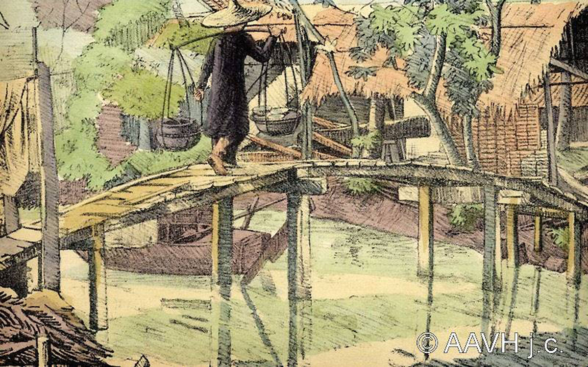 Cầu nhỏ bắc qua rạch.