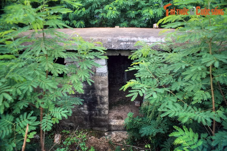 Tháng 7/1917, Công tước De Montpensier bán lại biệt thự cho một chủ khách sạn người Pháp tên là Prasetts. Sau này, vua Bảo Đại mới mua lại nó làm tư dinh của mình.