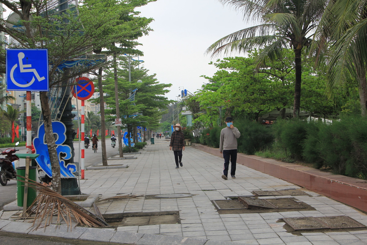 Theo dự kiến, ngày 9/4/2022, thành phố biển Sầm Sơn (Thanh Hóa) sẽ tổ chức đêm nghệ thuật khai trương du lịch biển Sầm Sơn 2022. Lễ hội sẽ kết hợp Lễ kỷ niệm 115 năm du lịch biển Sầm Sơn, 5 năm Sầm Sơn được công nhận là thành phố trực thuộc tỉnh. 