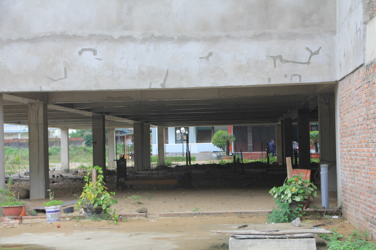 Theo thỏa thuận hai bên và căn cứ luật doanh nghiệp, sau khi dự án hoàn thành đi vào kinh doanh, công ty Lam Sơn sẽ là đơn vị nắm quyền kiểm soát và trực tiếp quản lý, điều hành kinh doanh. Về phía LĐLĐ Thanh Hóa, với tư cách là thành viên góp vốn, sẽ được bố trí các nhân sự trước đây đã công tác ở khách sạn công đoàn Sầm Sơn cũ.