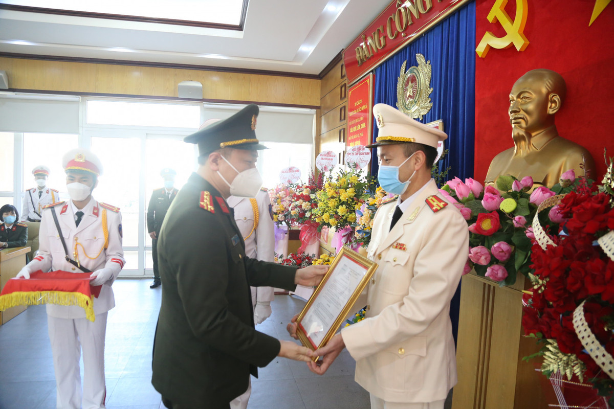 Ngày 28/2, lãnh đạo Cục Tổ chức cán bộ, Bộ Công an đã thông báo các quyết định của Bộ Trưởng Bộ Công an về việc điều động Đại tá Nguyễn Ngọc Lâm, Giám đốc Công an tỉnh Quảng Ninh giữ chức vụ Cục trưởng Cục Cảnh sát điều tra tội phạm về tham nhũng, kinh tế và buôn lậu (C03 - Bộ Công an). 