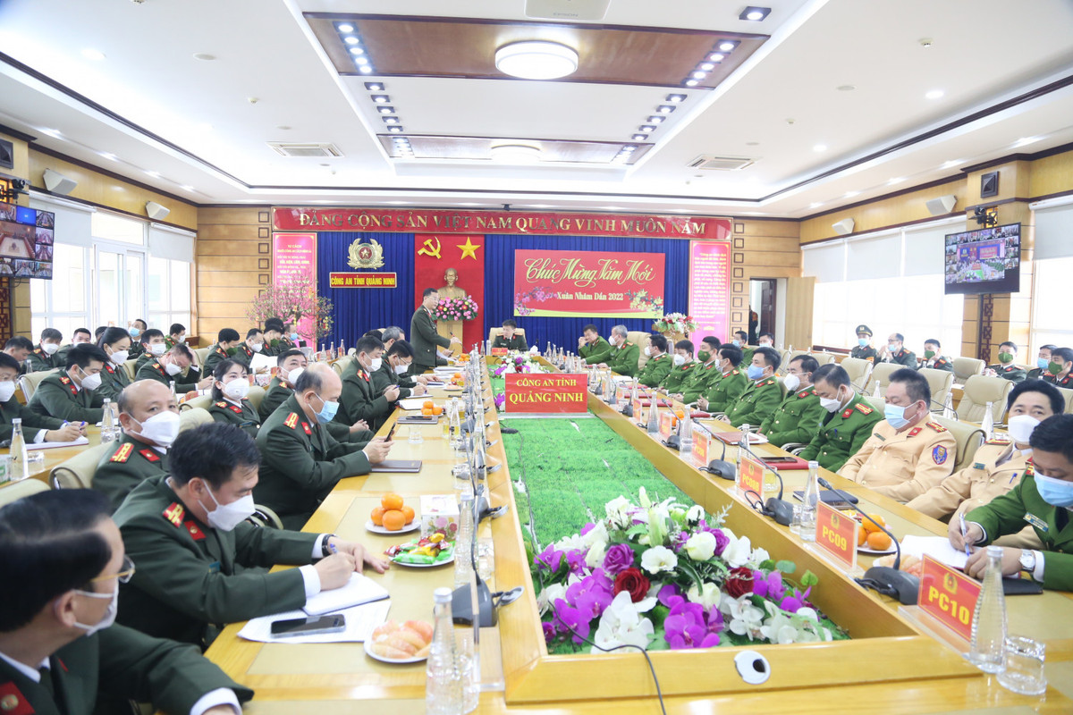 Thời điểm dịch COVID-19 bùng phát, năm 2021, lực lượng Công an tỉnh Quảng Ninh do Đại tá Nguyễn Ngọc Lâm chỉ đạo đã triệt phá hàng loạt đường dây đưa người xuất, nhập cảnh trái phép từ Trung Quốc qua đường bộ ở Quảng Ninh để sang nước ngoài.