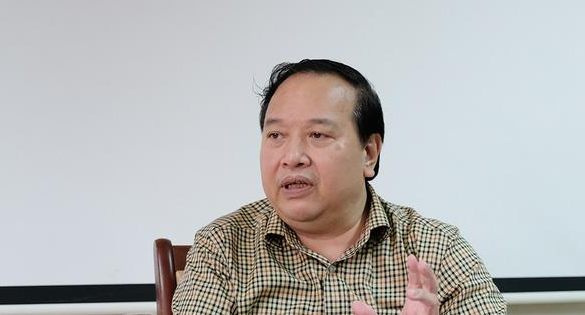 Do vậy, Cơ quan CSĐT Bộ Công an đã khởi tố, bắt tạm giam đối với ông Nguyễn Minh Tuấn, cựu Vụ trưởng Vụ Trang thiết bị và công trình y tế, Bộ Y tế.