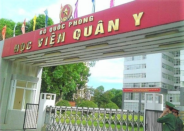 Giam doc va nhieu si quan Hoc vien Quan y bi ky luat vi kit xet nghiem Viet