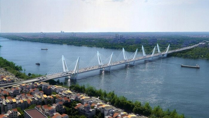 Còn tại phương án số 7 (giải Ba), đơn vị tư vấn thiết kế cho biết,phương án thiết kế tạo ra một hàng cột thép treo với chiều cao khoảng 55m so với cao độ gốc. Những phần này chia cây cầu thành các đoạn dài160m. Các hàng cột dáng chữ V với mặt trong là hình parabol được hạ thấp xuống cao độ khoảng 2,5m so với mặt nước…Cầu chính dạng dây văng với sơ đồ 6 nhịp, chiều dài cầu 844m, bề rộng mặt cầu 38m...