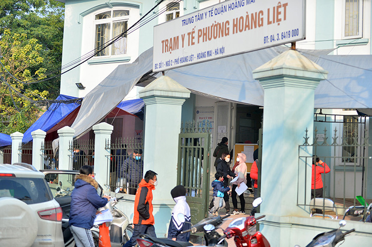 De nghi Bo Y te bo thu tuc “giay chung nhan F0” gay phien ha