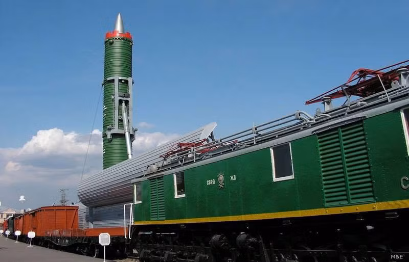  Đoàn tàu tên lửa hạt nhân liên lục địa Baguzin trang bị tên lửa đạn đạo tầm xa RT-23 (NATO gọi bằng tên định danh SS-24 Scapel) là một trong những quân bài mà Nga đe dọa sử dụng nếu Mỹ rút khỏi hiệp ước New START.