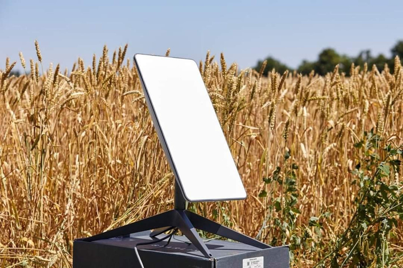 Các binh sĩ Ukraine cho rằng, một phần thành công nhanh chóng của Quân đội Nga trong vài tháng qua, bao gồm cả việc chiếm được Ugledar, là nhờ khả năng sử dụng thiết bị đầu cuối Starlink. Ảnh: Washington Post.