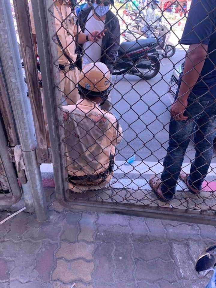 Vụ CSGT bị ô tô kéo lê khoảng 27 mét đang được cơ quan chức năng điều tra, làm rõ. 