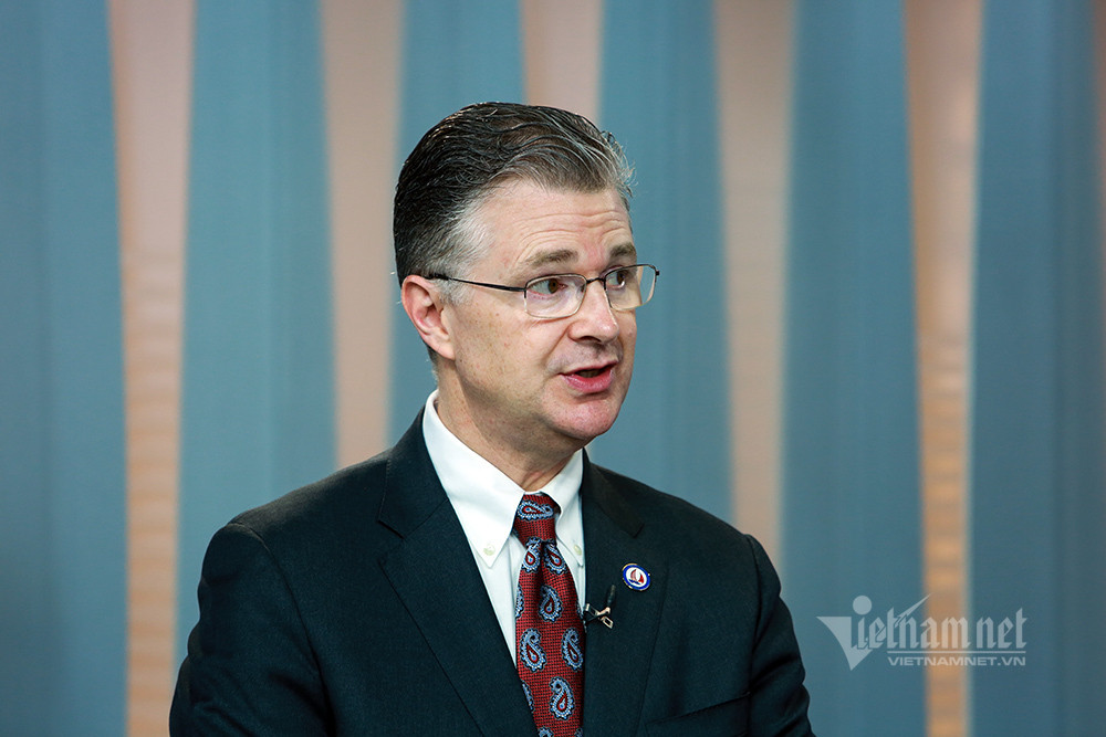 My phan doi viec can thiep vao hoat dong khai thac dau khi o Bien Dong