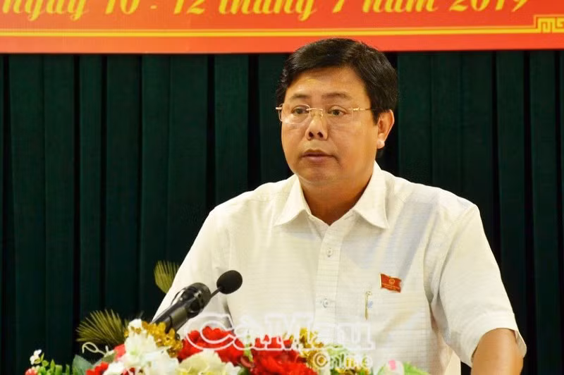 Chan dung ong Nguyen Tien Hai tan Bi thu tinh uy Ca Mau-Hinh-4