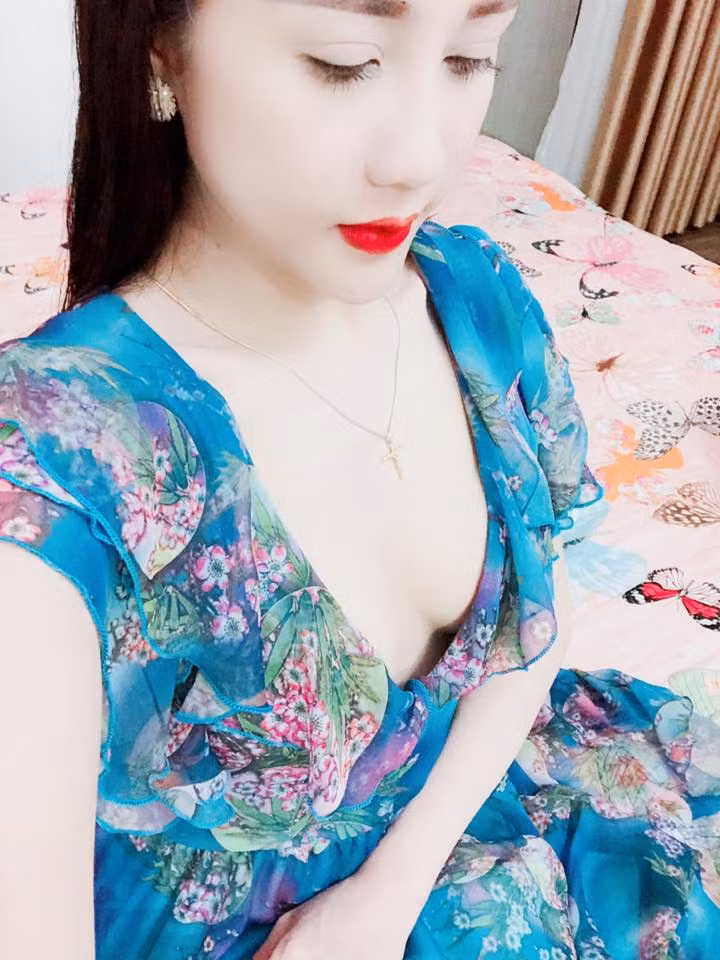 Theo đó, tối 4/7, Phòng Cảnh sát hình sự (Công an tỉnh Thanh Hóa) đã triệt phá đường dây môi giới, mua bán dâm chuyên nghiệp tại khách sạn Phú Hưng, phường Quảng Hưng, TP Thanh Hóa.