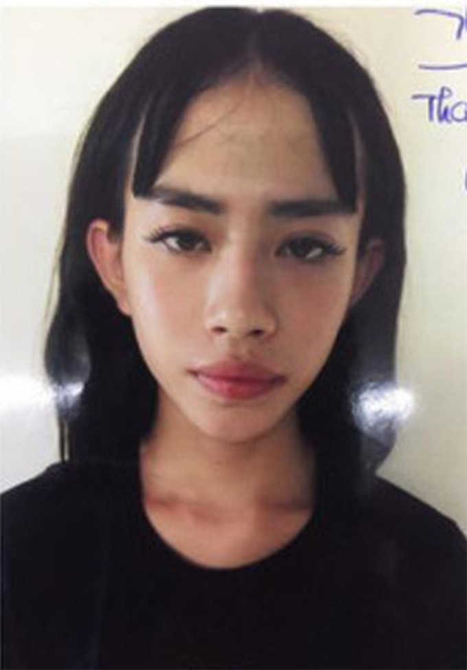 Phát hiện bị mất tài sản, anh H. hô hoán và đuổi theo. Lúc này, tổ công tác của Công an phường Tân Chánh Hiệp đang làm nhiệm vụ tại khu vực trên đã hỗ trợ, bắt giữ 2 Công và Giỏi cùng tang vật của vụ án. Tại cơ quan Công an, Thạch Thành Công và Đoàn Minh Giỏi đã khai nhận toàn bộ hành vi phạm tội của mình. Cơ quan CSĐT – Công an quận 12 TP HCM đã ra quyết định khởi tố vụ án, khởi tố bị can đối với 2 đối tượng này.