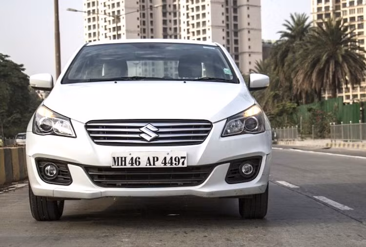 Tại thị trường gần với Việt Nam nhất là Thái Lan, giá của Ciaz bắt đầu từ 500.000 Baht và đạt tới 680.000 Baht cho phiên bản cao cấp nhất (tương đương 330 - 449 triệu đồng). Ngoài Thái Lan, mẫu xe này cũng đã xuất hiện tại Indonesia, Phillipines, Ấn Độ...