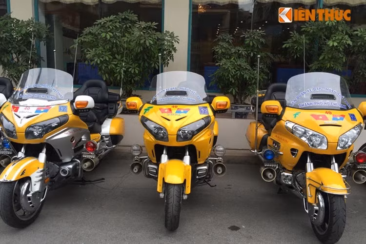 Trong những năm qua - Clb môtô TP HCM đã vinh dự nhận được 2 bằng khen của Thủ tướng Chính phủ, 4 huy chương vì sự nghiệp TDTT, cùng nhiều giấy khen, bằng khen khác...