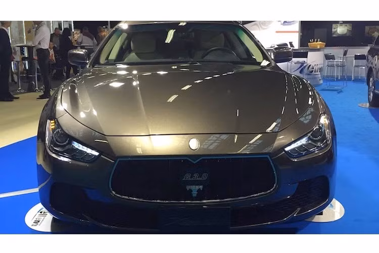 Có thể coi là một mẫu xe đặc chủng, Ellena sẽ không bán chiếc xe chở quan tài Maserati Ghibli cho khách hàng bình thường, thay vào đó chiếc xe sẽ được sản xuất theo đơn đặt hàng từ các công ty dịch vụ tang lễ.
