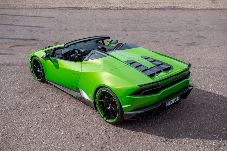 Từng đưa ra gói độ Torado dành cho dòng Aventador và phiên bản Huracan mui kín của Lamborghini, chi nhánh "chuyên trị" siêu xe Ý của Novitec là Novitec Rosso vừa tiến hành độ Lamborghini Huracan Spyder với các phụ kiện tương tự.