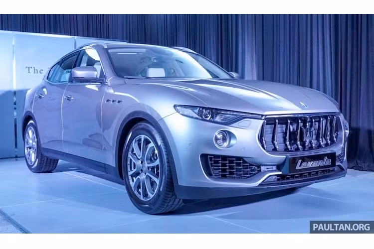 Được đặt tên theo một làn gió ấm ở vùng Địa Trung Hải, Maserati Levante là mẫu SUV đầu tiên của hãng xe cao cấp nước Ý với lịch sử hơn 100 năm. Dựa trên nền tảng chassis đã sửa đổi của các dòng sedan Quattroforte và Ghibli trước đó, Levante cũng sở hữu thiết kế theo phong cách tinh tế quen thuộc của Maserati.