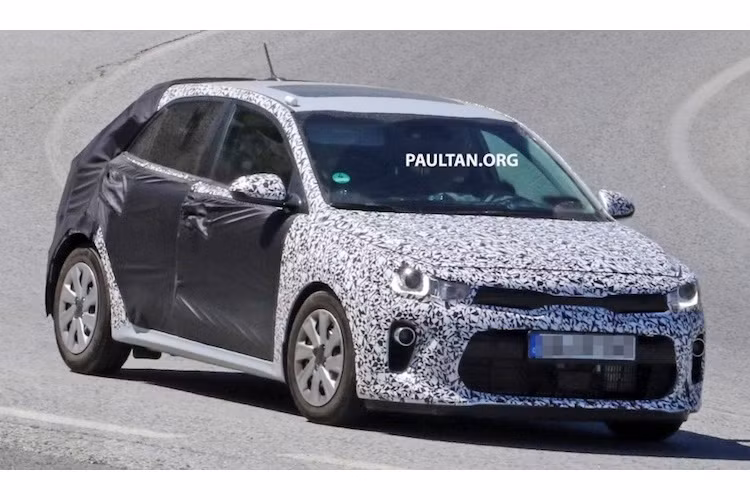 Các thông tin kỹ thuật chi tiết của Rio thế hệ mới vẫn trong vòng bí ẩn, tuy nhiên Kia đã hứa rằng Rio mới sẽ có "sự tiện dụng và các công nghệ an toàn hàng đầu phân khúc, cũng như những tiện nghi kết nối hiện đại và cảm giác lái tin cậy, hấp dẫn hơn".