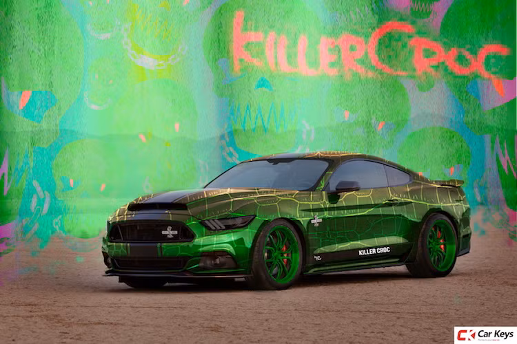 Sinh ra với gen bị đột biến, Killer Croc có lớp da bên ngoài như cá sấu. Một loài bò sát "chết người" khác là rắn hổ mang, và rắn cũng là linh vật gắn liền với chiếc Shelby Super Snake, khiến các fan đã lựa chọn mẫu xe cơ bắp Mỹ cho Killer Croc.