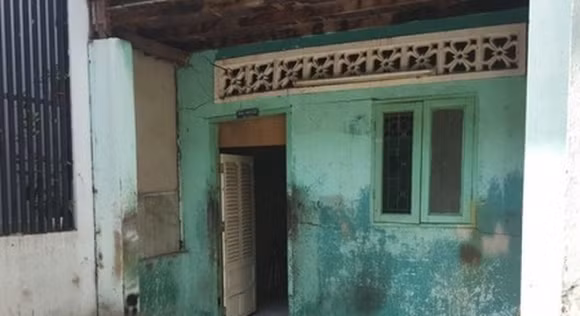 Ngôi nhà nơi xảy ra vụ con rể dùng xăng thiêu sống bố mẹ vợ. (Ảnh: Báo CA TP HCM)