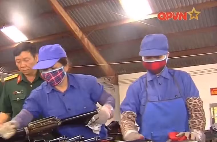 Tuy nhiên với những bàn tay vàng của ngành Quân khí Việt Nam thì không có gì là không thể. Nguồn ảnh: Kênh QPVN