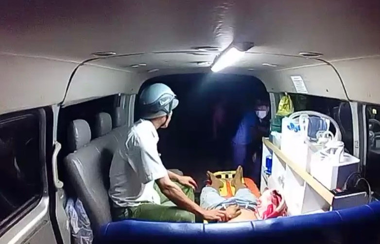 Bình Thuận: Lái xe múc tử vong sau va chạm với xe ben Binh Thuan: Lai xe muc tu vong sau va cham voi xe ben