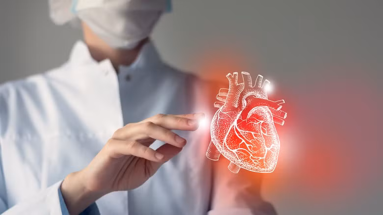 Sống trong trọng lực thấp sẽ ảnh hưởng đến xương và cơ bắp của bạn. Xương sẽ bị mất mật độ, trở nên yếu đi do thiếu sự căng thẳng. Cơ bắp cũng sẽ bị mất khối lượng và sức mạnh do không cần phải hoạt động nhiều như trên Trái Đất. Để duy trì sức khỏe, bạn sẽ cần thực hiện các bài tập thể dục thường xuyên.(Ảnh: Phụ nữ Việt Nam)