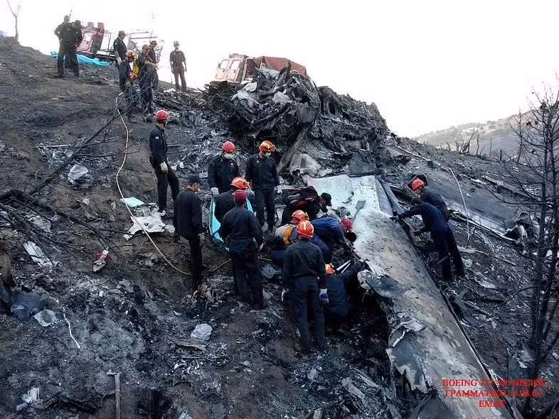 Chuyến bay ZU522 của Helios Airways là một lời nhắc nhở đau đớn về tầm quan trọng của an toàn hàng không. Mặc dù không thể thay đổi quá khứ, nhưng những bài học từ thảm kịch này đã giúp cải thiện các quy trình và tiêu chuẩn an toàn, nhằm bảo vệ tính mạng của hành khách và phi hành đoàn trên toàn thế giới.(Ảnh: Reddit)