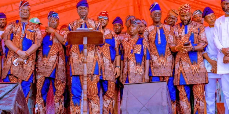 Igbo-Ora, với danh hiệu "Thủ đô song sinh của thế giới", là một ví dụ độc đáo về cách một cộng đồng có thể trở nên nổi bật nhờ vào một hiện tượng tự nhiên. Không chỉ là một điểm sáng về sinh học, Igbo-Ora còn thể hiện sự giàu có về văn hóa và tín ngưỡng, mang đến cho chúng ta cái nhìn sâu sắc hơn về cách con người tương tác với hiện tượng thiên nhiên và tạo nên những truyền thống độc đáo.(Ảnh: InsideOyo.com)