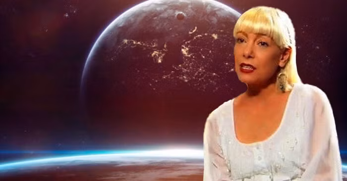 Một trong những người nổi bật nhất liên quan đến giả thuyết này là Omnec Onec. Cô tự xưng là một người đến từ Sao Kim và tuyên bố đã du hành đến Trái Đất thông qua một phương pháp thần bí gọi là "tư tưởng hóa thân". (Ảnh: Genk)