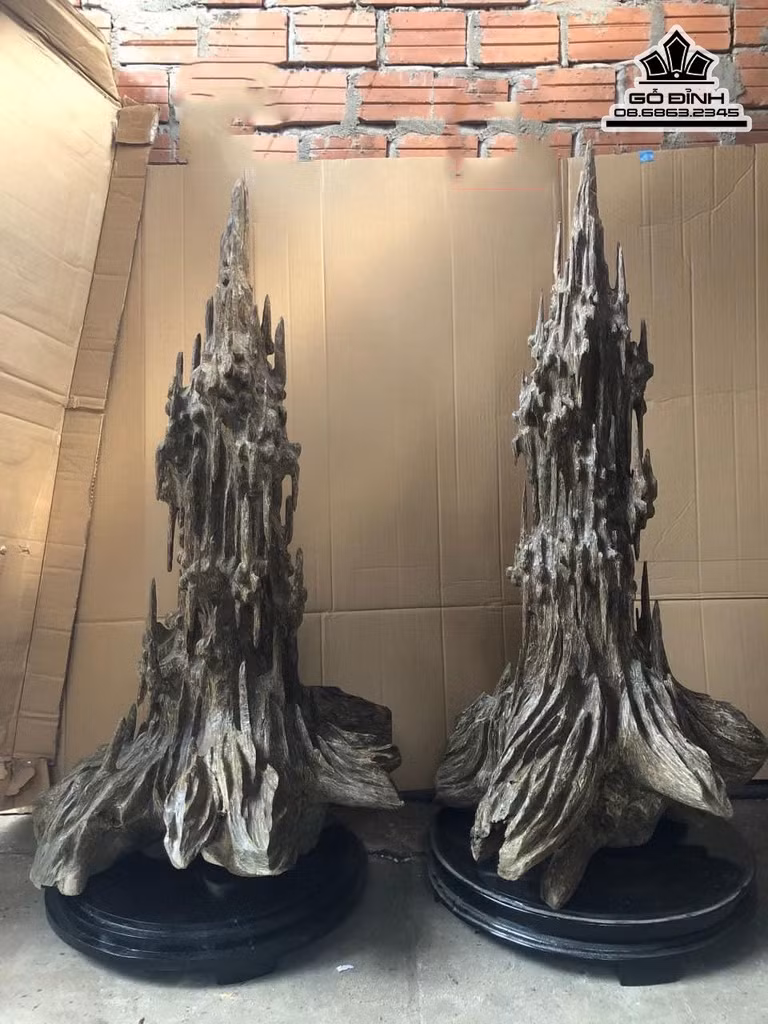 Với sự quý hiếm và giá trị đặc biệt, loại gỗ này xứng đáng được coi là bảo vật từ thiên nhiên. Việc sở hữu và bảo quản lũa trầm hương không chỉ thể hiện sự đẳng cấp mà còn góp phần gìn giữ giá trị văn hóa truyền thống. (Ảnh: Gỗ Đỉnh)