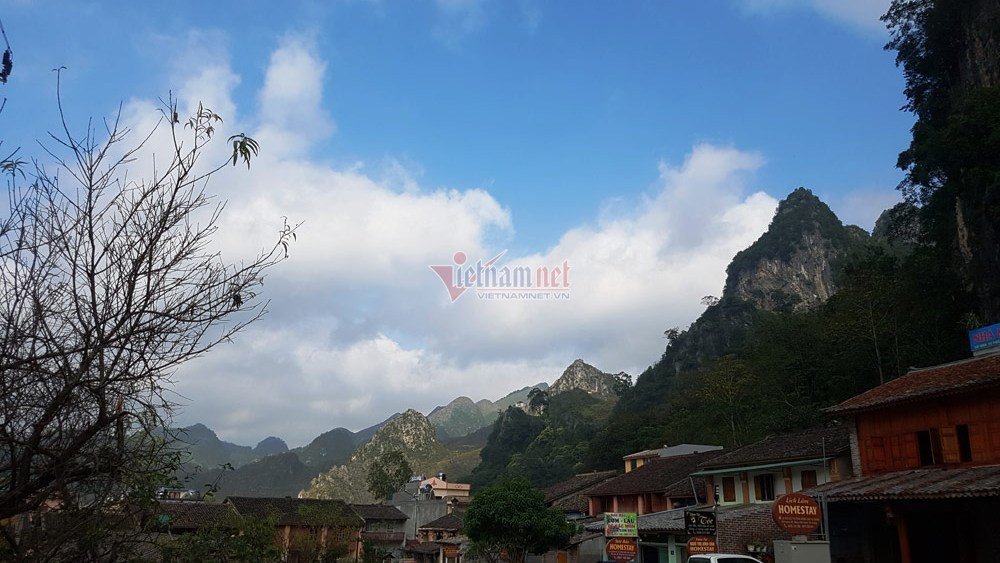 Ha Giang: Thang may 102 tang giua pho co Dong Van-Hinh-3