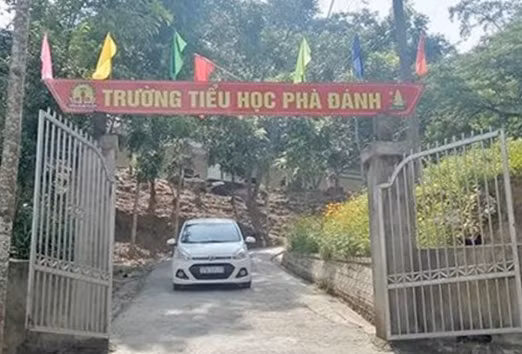 Hieu pho Tieu hoc Ky Son - Nghe An xin nghi cong tac di cai nghien khien ca truong sung so