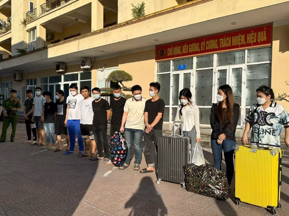 Giai cuu thanh cong 13 nan nhan tai khu vuc Tam giac Vang