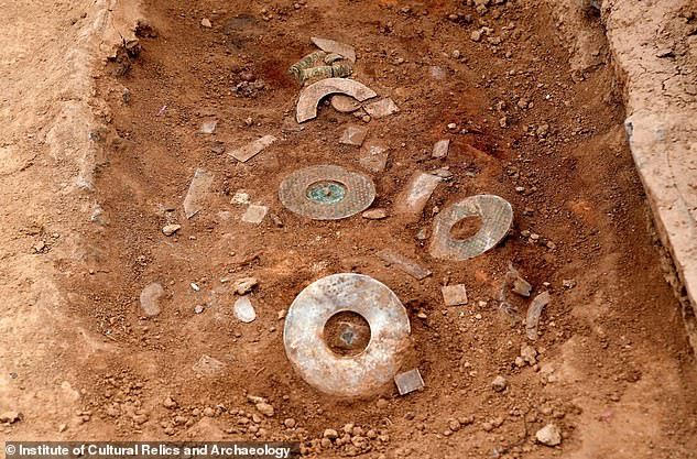 Giám đốc Viện Khảo cổ và Cổ vật văn hóa tại Lạc Dương, ông Shi Jiazhen cho hay: “Đây là lần đầu tiên thuốc "trường sinh bất tử" được tìm thấy tại Trung Quốc. Chất lỏng này có giá trị đặc biệt với nghiên cứu Trung Quốc cổ đại và sự phát triển của nền văn minh Trung Quốc”.