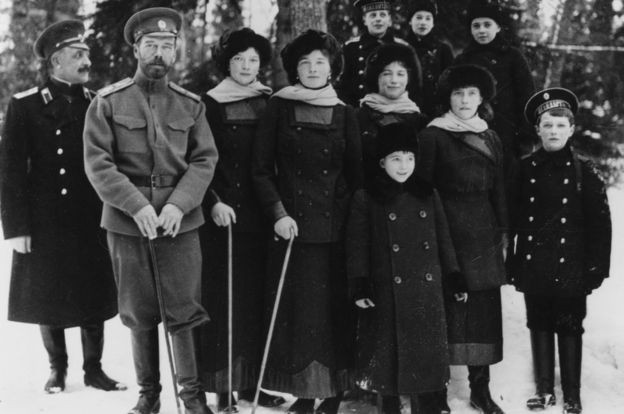 Năm 2000, Giáo hội Chính thống giáo Nga tiến hành phong thánh cho Nicholas II - sa hoàng cuối cùng của nước này. Theo đó, người đời gọi ông là Thánh Nicholas. Các con của Sa hoàng Nicholas II được cho cũng có thể được phong thánh giống như cha.