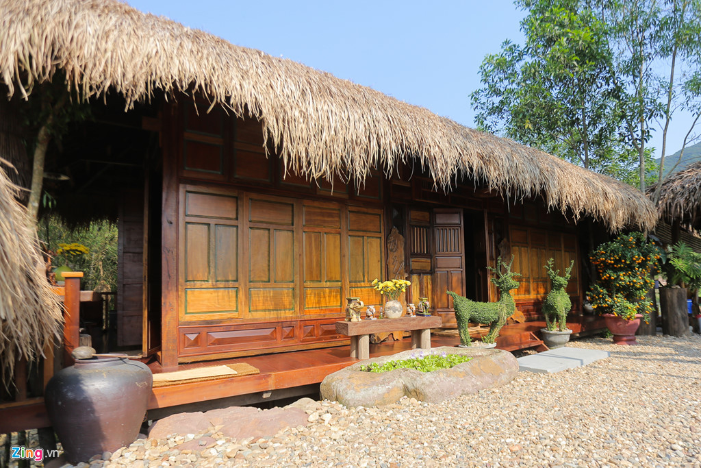 Khu đất này thuộc rừng phòng hộ ở thôn Trà Lý, xã Duy Sơn, huyện Duy Xuyên (Quảng Nam). UBND xã Duy Sơn cấp cho ông Ngô Phi Nhị một người dân tại địa phương để cải tạo rừng và trồng rau, trồng cây ăn quả, khai thông suối, làm nhà gỗ mái tranh để ở.