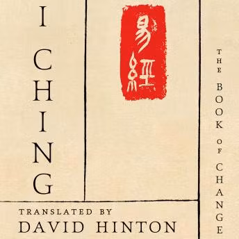 Theo đó, bên cạnh bói toán, Kinh Dịch có thêm nhiều nội dung khác như diễn giải ý nghĩa và truyền đạt các tư tưởng triết học của người Trung Quốc thời xưa.