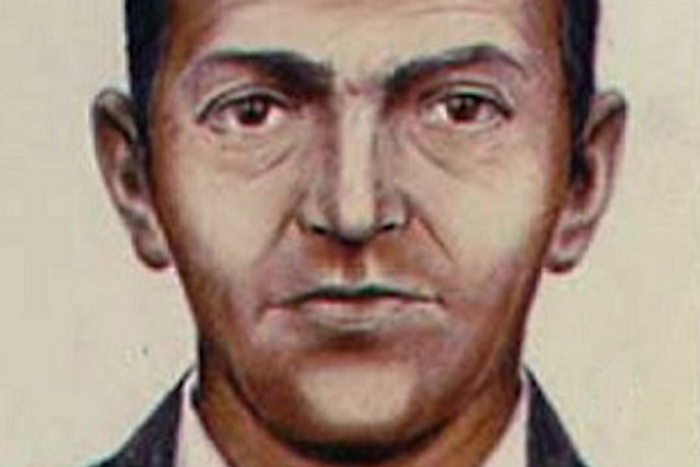 Khi máy bay đang trong chuyến hành trình, D.B. Cooper đưa cho một tiếp viên hàng không tờ giấy có nội dung anh ta có một quả bom trong cặp.